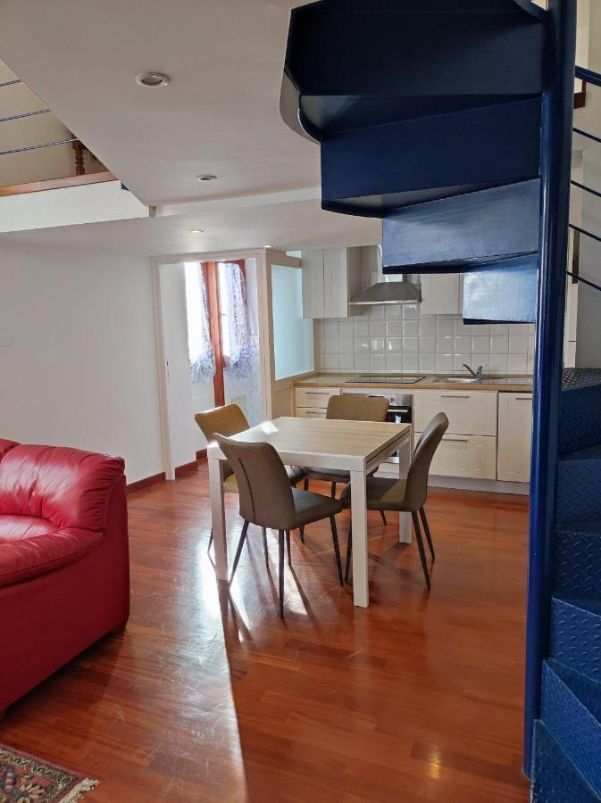 Marina Apartment City Centre カリアリ エクステリア 写真