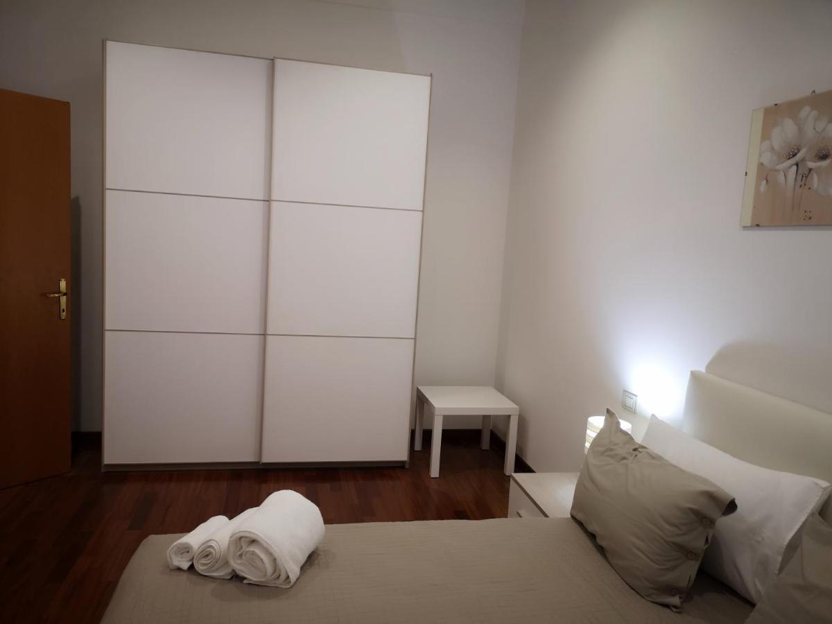 Marina Apartment City Centre カリアリ エクステリア 写真