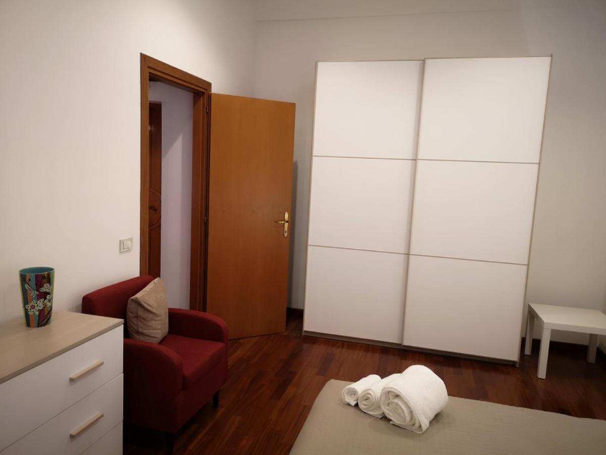Marina Apartment City Centre カリアリ エクステリア 写真
